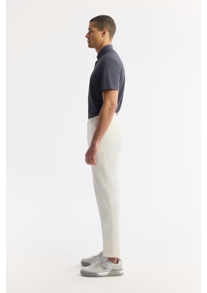 Erkek Kırık Beyaz Beli Lastikli Bi-Stretch Teknik Kumaş Slim Fit Pantolon A51Y3077 fırsatları