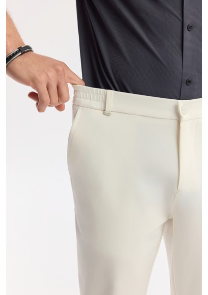 Erkek Kırık Beyaz Beli Lastikli Bi-Stretch Teknik Kumaş Slim Fit Pantolon A51Y3077