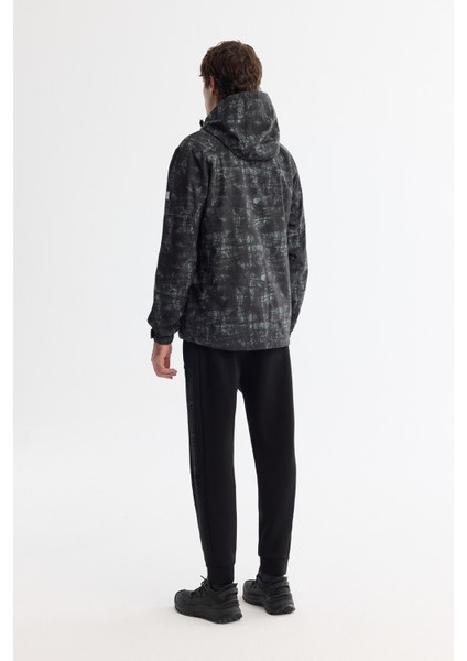 Erkek Siyah Kapüşonlu Rüzgar Geçirmez Mevsimlik Comfort Fit Mont A42Y6152 modelleri
