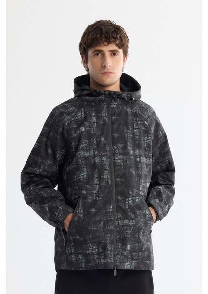 Erkek Siyah Kapüşonlu Rüzgar Geçirmez Mevsimlik Comfort Fit Mont A42Y6152