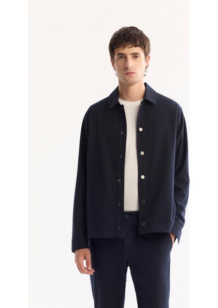 Erkek Lacivert Klasik Yaka Kolay Ütülenen Çizgili Comfort Fit Gömlek Ceket A52Y2018