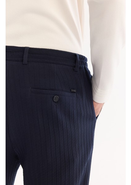 Erkek Lacivert Yanı Lastikli Bi-Stretch Hafif Çizgili Slim Fit Pantolon A52Y3204 indirimleri
