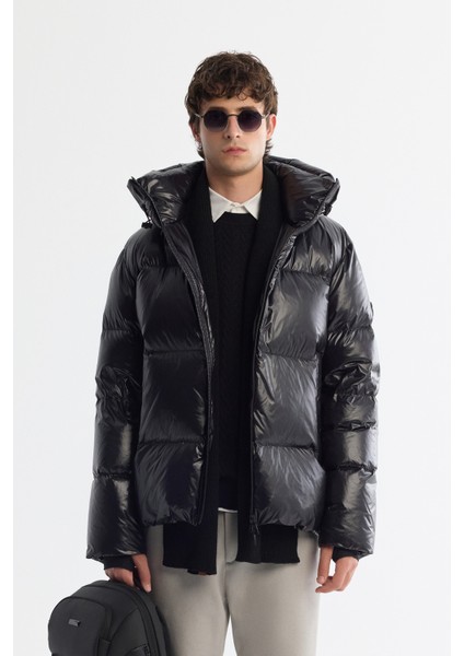 Erkek Siyah Kapüşonlu Kaz Tüyü Su İtici Rüzgar Geçirmez -20°C Dayanıklı Şişme Mont A42Y6182