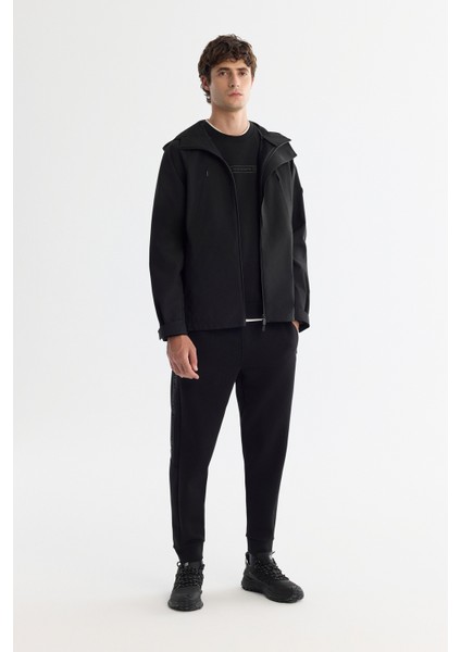 Erkek Siyah Kapüşonlu Su İtici Rüzgar Geçirmez Mıknatıs Kapama Mevsimlik Mont A42Y6083