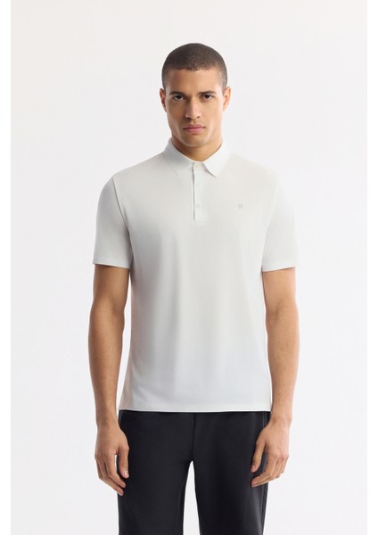 Erkek Beyaz Kıvrılmaz Polo Yaka Teknik Kumaş Regular Fit T-Shirt A51Y1155