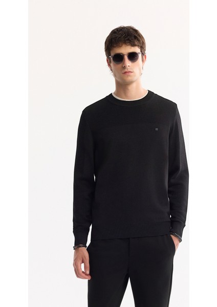 Erkek Siyah Bisiklet Yaka Rayon Tüylenmeyen Dokulu Triko Regular Fit Kazak A52Y5018