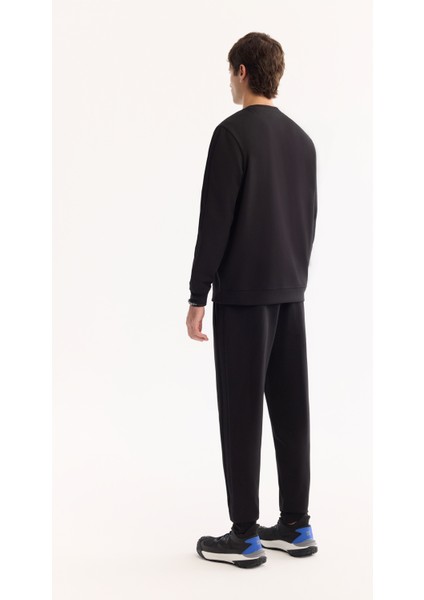 Erkek Siyah Bisiklet Yaka Pamuklu Bi-Stretch Regular Fit Sweatshirt A52Y1272 fırsatları