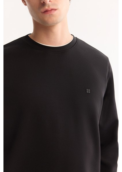 Erkek Siyah Bisiklet Yaka Pamuklu Bi-Stretch Regular Fit Sweatshirt A52Y1272 indirimleri