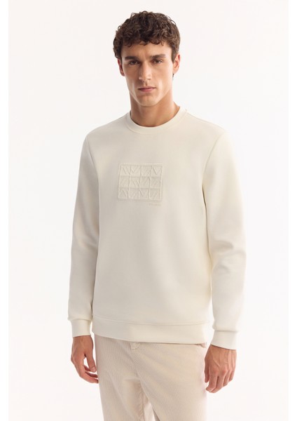 Erkek Ekru Bisiklet Yaka Pamuklu Bi-Stretch Baskılı Regular Fit Sweatshirt A52Y1289 indirimleri