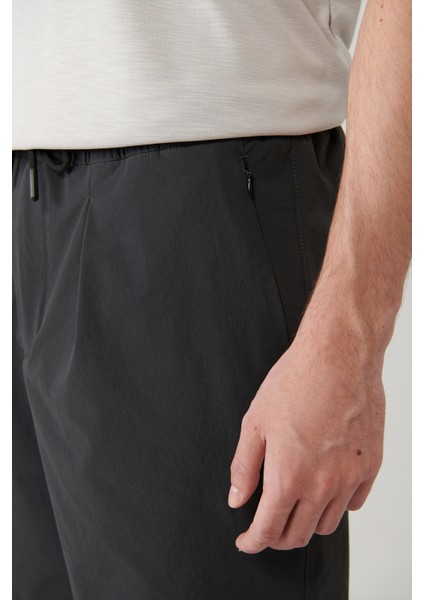 Erkek Antrasit Beli Lastikli Bağcıklı Su İtici Bi-Stretch Relaxed Fit Şort A41Y3635