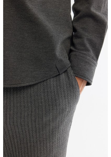 Erkek Antrasit Düğmeli Yaka Diyagonel Çıtçıtlı Comfort Fit Gömlek A42Y2124 fiyatları