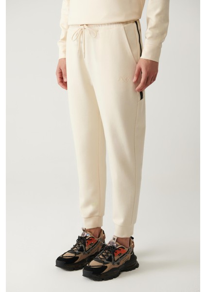 Erkek Bej Beli Bağcıklı Lastikli Bi-Stretch Regular Fit Eşofman Altı A41Y3408 modelleri