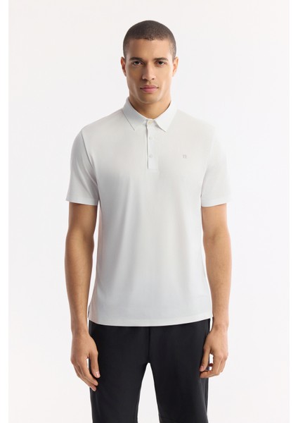 Erkek Beyaz Kıvrılmaz Polo Yaka Teknik Kumaş Regular Fit T-Shirt A51Y1155 indirimleri
