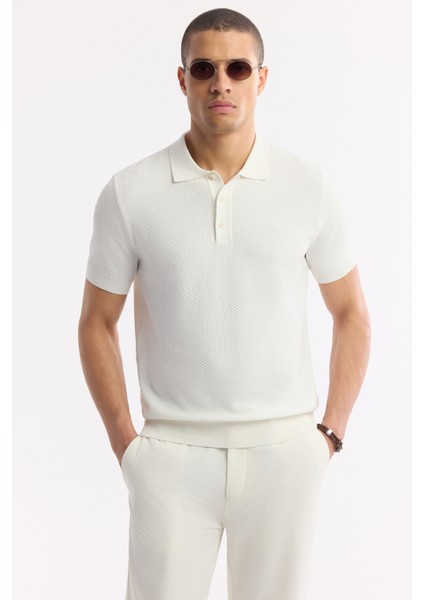 Erkek Ekru Polo Yaka Viskon Karışımlı Basic Triko Regular Fit T-Shirt B005120