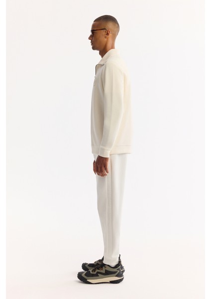 Erkek Ekru Dik Yaka Fermuarlı Soft Touch Baskılı Regular Fit Sweatshirt A52Y1273 modelleri