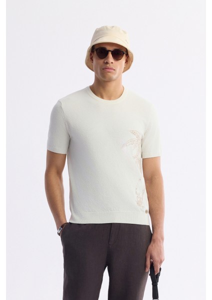 Erkek Ekru Bisiklet Yaka Pamuklu Triko Regular Fit T-Shirt A51Y5012 indirimleri