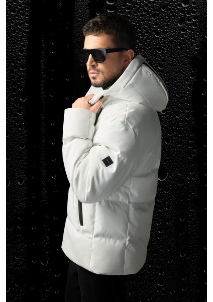 Erkek Beyaz Kapüşonlu Su İtici Rüzgar Geçirmez -7°C Dayanıklı Şişme Comfort Fit Mont A52Y6184