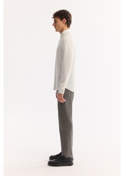 Erkek Beyaz Klasik Yaka Viskon Karışımlı Soft Touch Dokulu Regular Fit Gömlek A52Y2080 modelleri