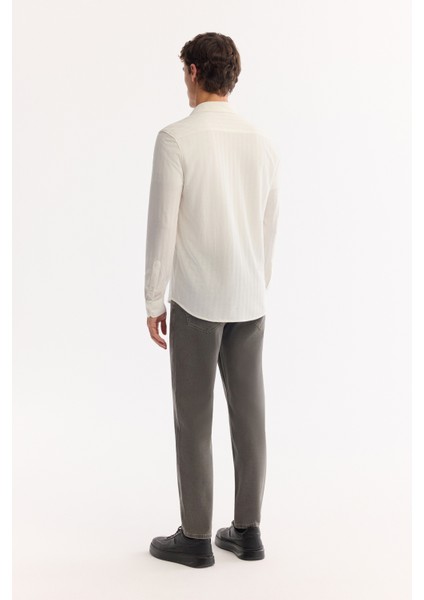 Erkek Beyaz Klasik Yaka Viskon Karışımlı Soft Touch Dokulu Regular Fit Gömlek A52Y2080 fırsatları