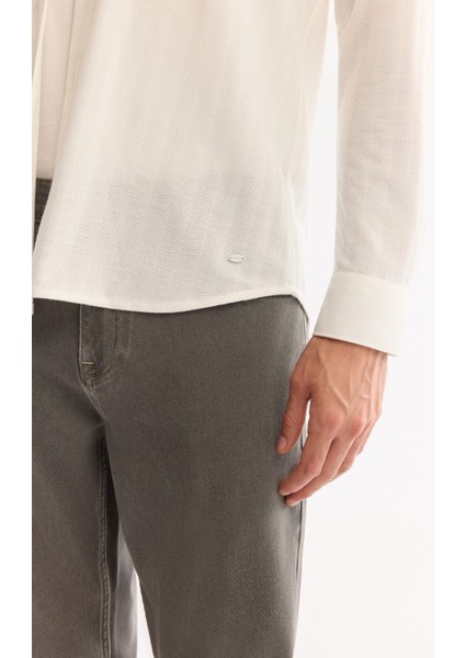 Erkek Beyaz Klasik Yaka Viskon Karışımlı Soft Touch Dokulu Regular Fit Gömlek A52Y2080
