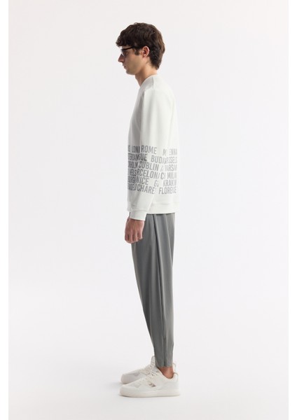 Erkek Beyaz Bisiklet Yaka Baskılı Bi-Stretch İnterlok Regular Fit Sweatshirt A51Y1237 modelleri