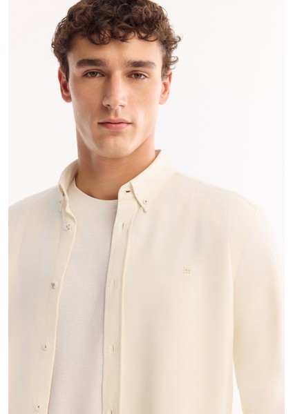 Erkek Ekru Düğmeli Yaka %100 Pamuk Soft Touch Regular Fit Gömlek A52Y2042