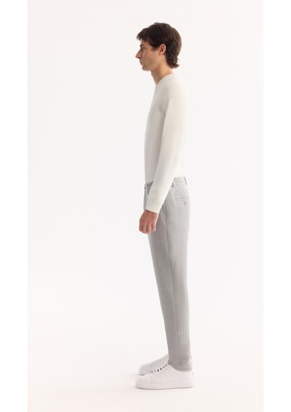 Erkek Gri Yanı Lastikli Bi-Stretch Hafif Çizgili Slim Fit Pantolon A52Y3203 modelleri