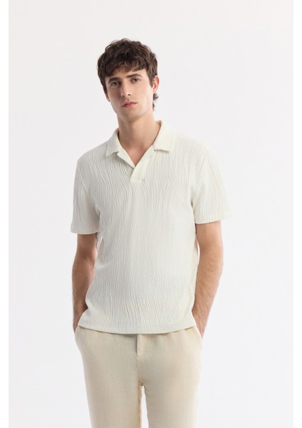 Erkek Ekru Apaj Yaka Pamuklu Jakarlı Regular Fit T-Shirt A51Y1053