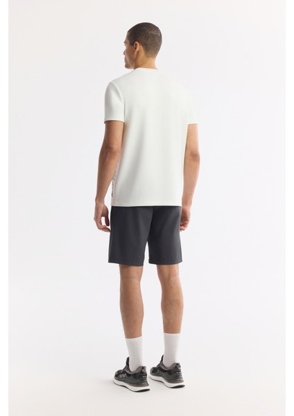 Erkek Beyaz Bisiklet Yaka Baskılı Bi-Stretch İnterlok Regular Fit T-Shirt A51Y1136 fırsatları