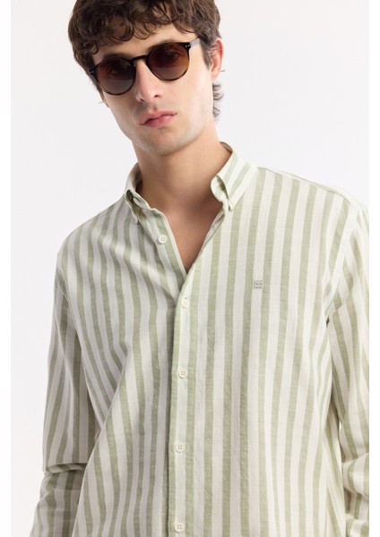 Erkek Yeşil Düğmeli Yaka Çizgili %100 Pamuk Comfort Fit Gömlek A51Y2167 fiyatları