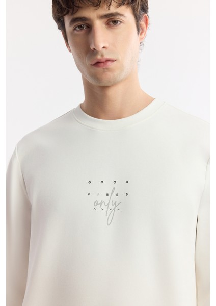 Erkek Beyaz Bisiklet Yaka Baskılı Bi-Stretch İnterlok Regular Fit Sweatshirt A51Y1235 fiyatları