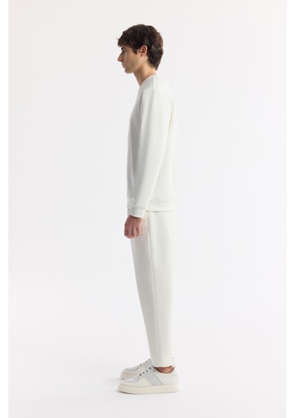 Erkek Beyaz Bisiklet Yaka Baskılı Bi-Stretch İnterlok Regular Fit Sweatshirt A51Y1235 modelleri