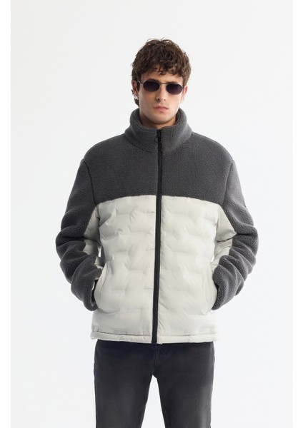 Erkek Gri Dik Yaka Su İtici Rüzgar Geçirmez Elyaf Şişme Peluş Comfort Fit Mont A42Y6017