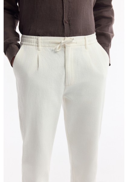 Erkek Kırık Beyaz Beli Bağcıklı Keten Karışımlı Chino Relaxed Fit Pantolon B003036 indirimleri