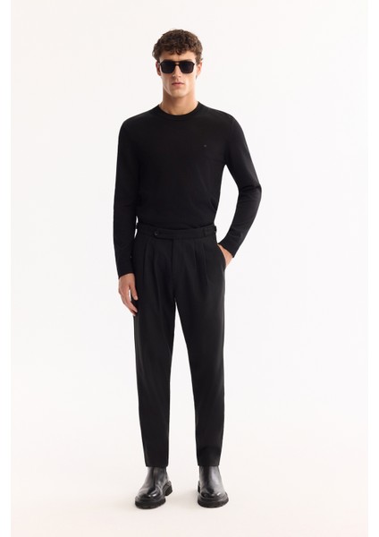 Erkek Siyah Yanları Tokalı Viskon Karışımlı Kolay Ütülenen Carrot Fit Pantolon A52Y3043