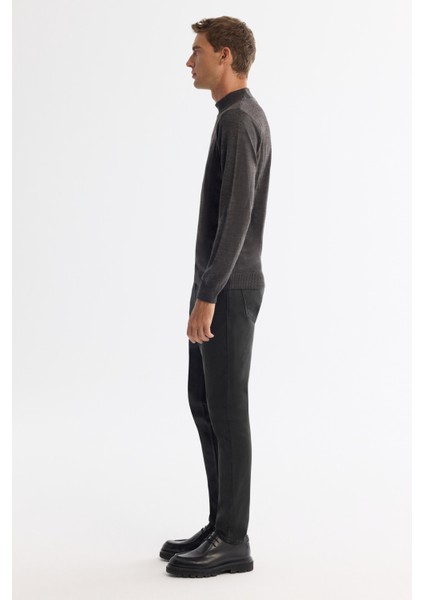 Erkek Antrasit Yarım Balıkçı Yaka Tüylenmeyen Triko Regular Fit Kazak E005001 modelleri