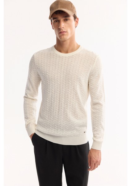 Erkek Ekru Bisiklet Yaka %100 Akrilik Dokulu Triko Regular Fit Kazak E005088 fiyatları