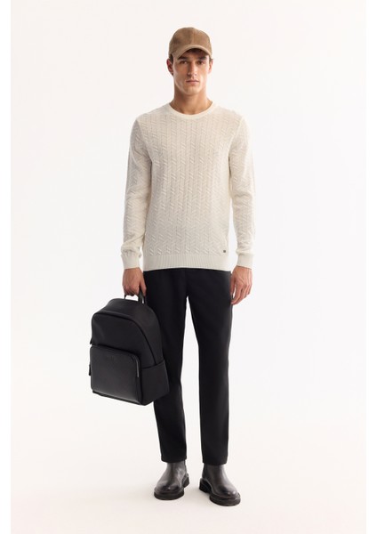 Erkek Ekru Bisiklet Yaka %100 Akrilik Dokulu Triko Regular Fit Kazak E005088