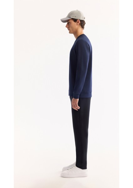 Erkek Lacivert Bisiklet Yaka Pamuklu Bi-Stretch Regular Fit Sweatshirt A52Y1271 modelleri