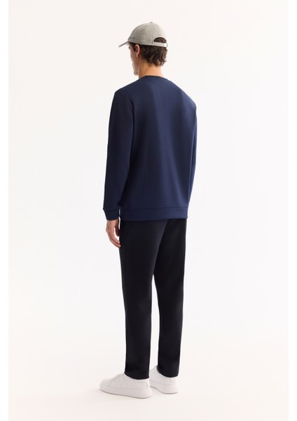 Erkek Lacivert Bisiklet Yaka Pamuklu Bi-Stretch Regular Fit Sweatshirt A52Y1271 fırsatları