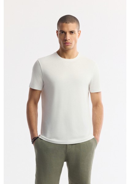 Erkek Beyaz Bisiklet Yaka Soft Touch Basic Regular Fit T-Shirt B001171