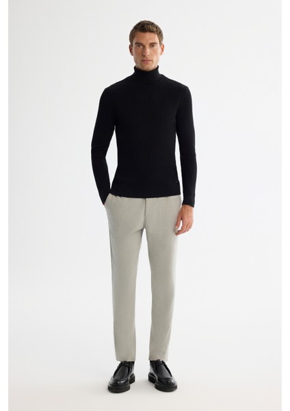 Erkek Siyah Tam Balıkçı Yaka Yün Karışımlı Jakarlı Triko Regular Fit Kazak A42Y5074 indirimleri