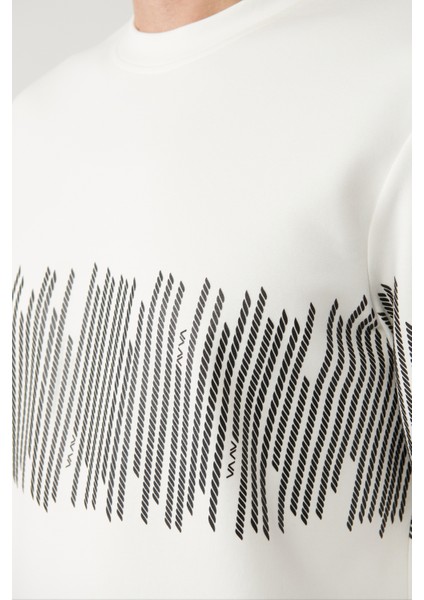 Erkek Beyaz İnterlok Kumaş Bisiklet Yaka Baskılı Sweatshirt A32Y1312 modelleri