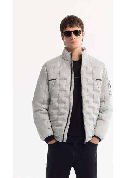 Erkek Gri Kapüşonlu Su İtici Rüzgar Geçirmez Şişme Regular Fit Mont B006082 modelleri