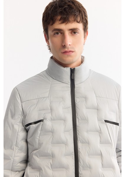 Erkek Gri Kapüşonlu Su İtici Rüzgar Geçirmez Şişme Regular Fit Mont B006082 fırsatları