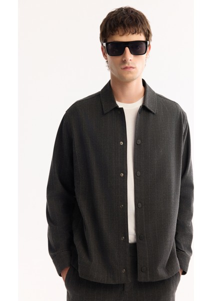 Erkek Antrasit Klasik Yaka Kolay Ütülenen Çizgili Comfort Fit Gömlek Ceket A52Y2018 indirimleri