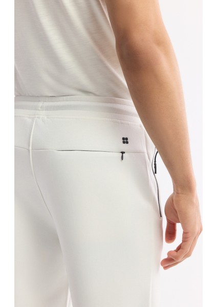 Erkek Beyaz Beli Lastikli Bağcıklı Bi-Stretch Regular Fit Eşofman Altı B003400 fırsatları