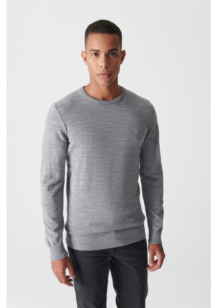 Erkek Gri Bisiklet Yaka Tüylenmeyen Triko Regular Fit Kazak E005000