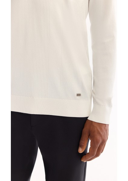 Erkek Ekru Polo Yaka Fermuarlı Rayon Tüylenmeyen Dokulu Triko Regular Fit Kazak A52Y5019 indirimleri