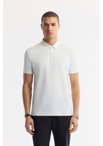Erkek Beyaz Kıvrılmaz Polo Yaka Bi-Stretch Teknik Kumaş Regular Fit T-Shirt A51Y1156